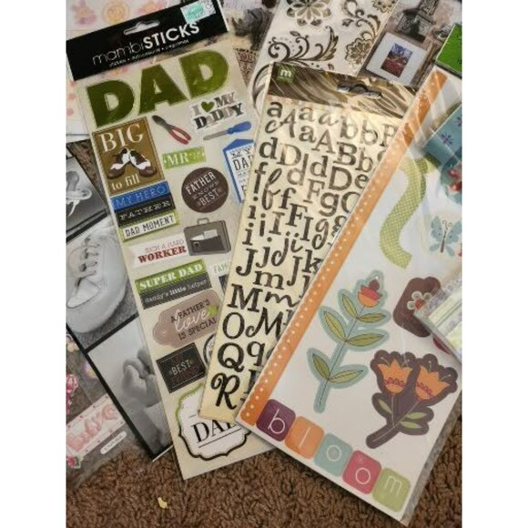 12 Packs of Stickers Lot #13 New, B7 - Picture 4 of 5